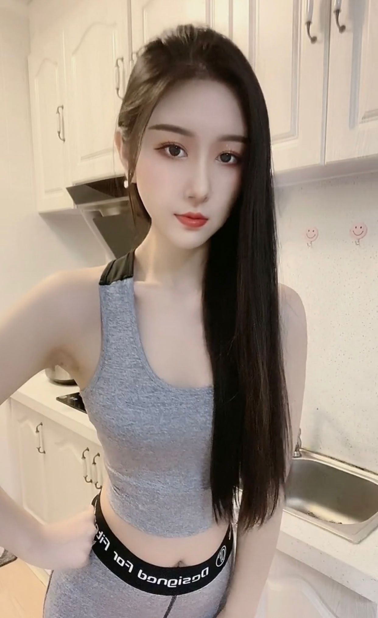 高挑气质白领性.感.身材，，可以kiss.69